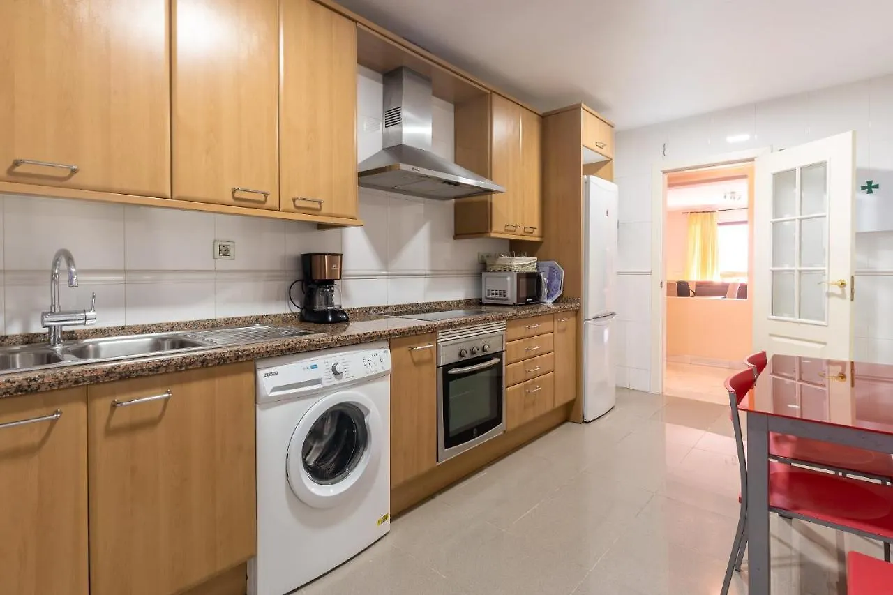 Apartamento Entre Estepona-Marbella contacts